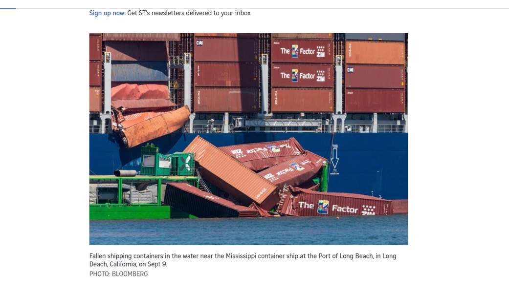 I container di spedizione cadono in mare fuori dalla nave del Mississippi a Port of Long Beach, uno dei porti più trafficati degli Stati Uniti